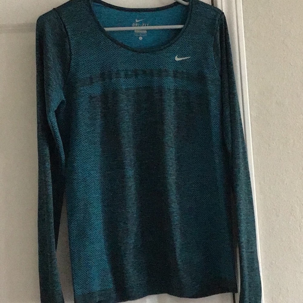 Nike Dry-Fit Shirt